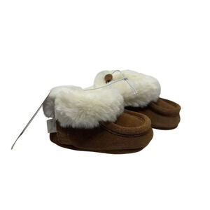 BEARPAW Baby fur Boots size  6-12 Months chestnut brown leather NWT gift box